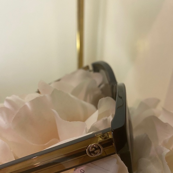 New🔥Gucci sunglasses with tag - Picture 9 of 15